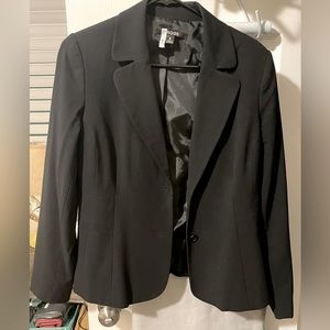 Briggs women’s black suit jacket blazer size 8